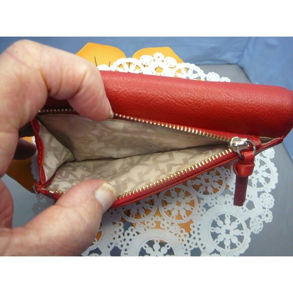 DKNY Red 100% Leather Card Wallet - Picture 2 of 10